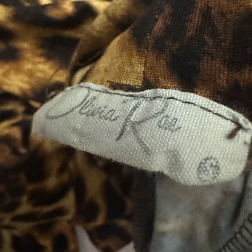 Leopard Print Mock Neck Long Sleeve Top - Brown & Black - Picture 5 of 5